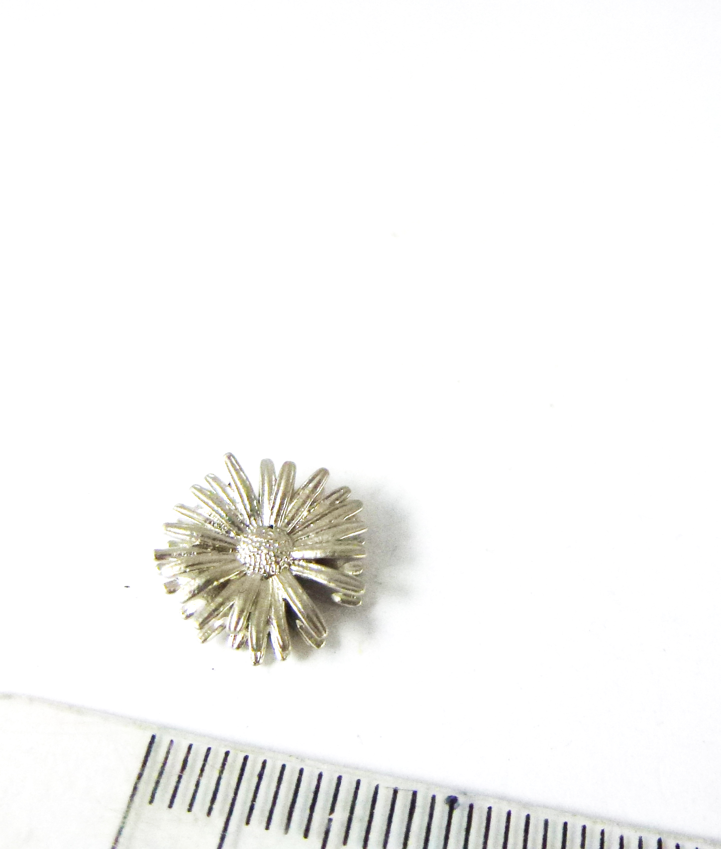 12mm銅鍍霧銀菊花