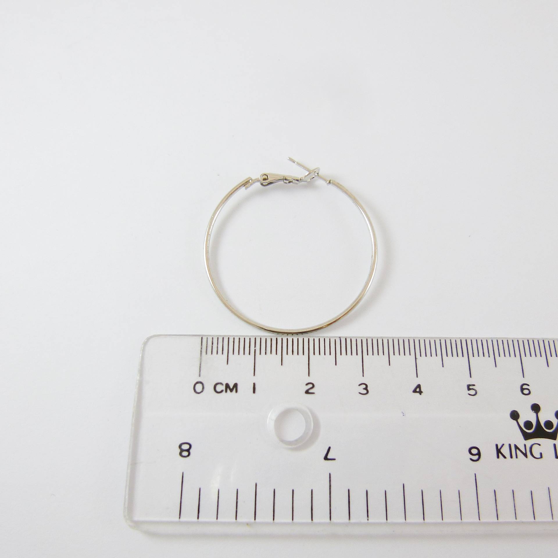 正白K色圓形耳環-35mm