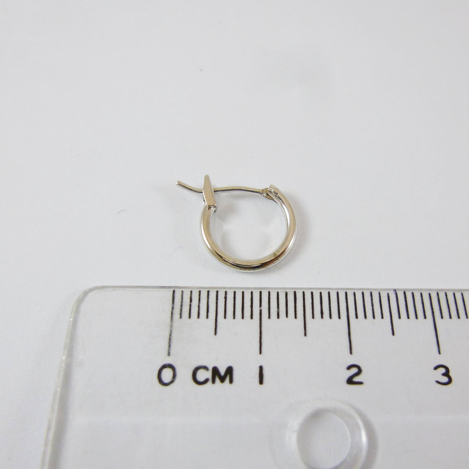 銅鍍正白K色圓形耳環-12mm