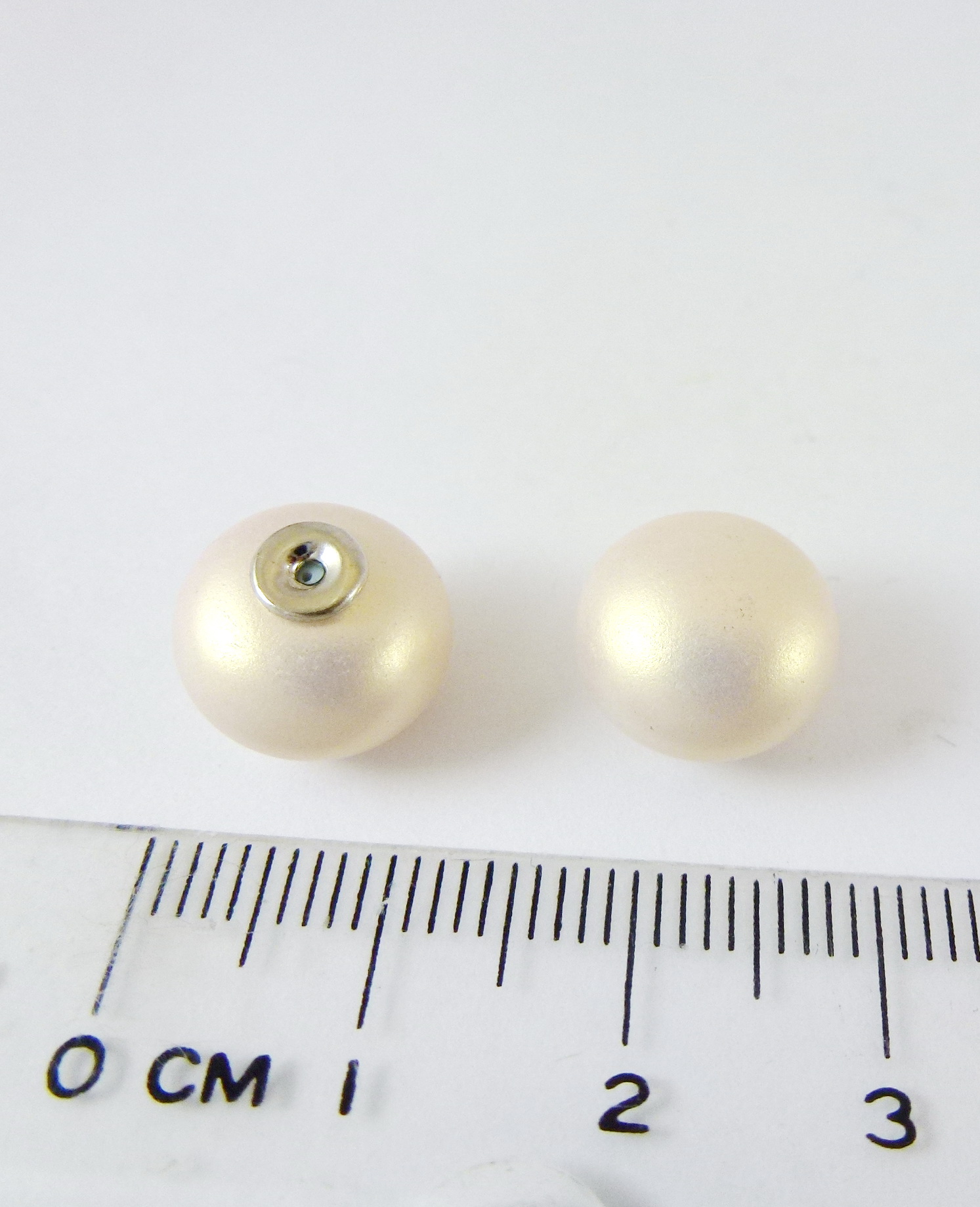 12MM銅鍍正白K色圓扁珍珠耳針後扣-珠光淺玫瑰金