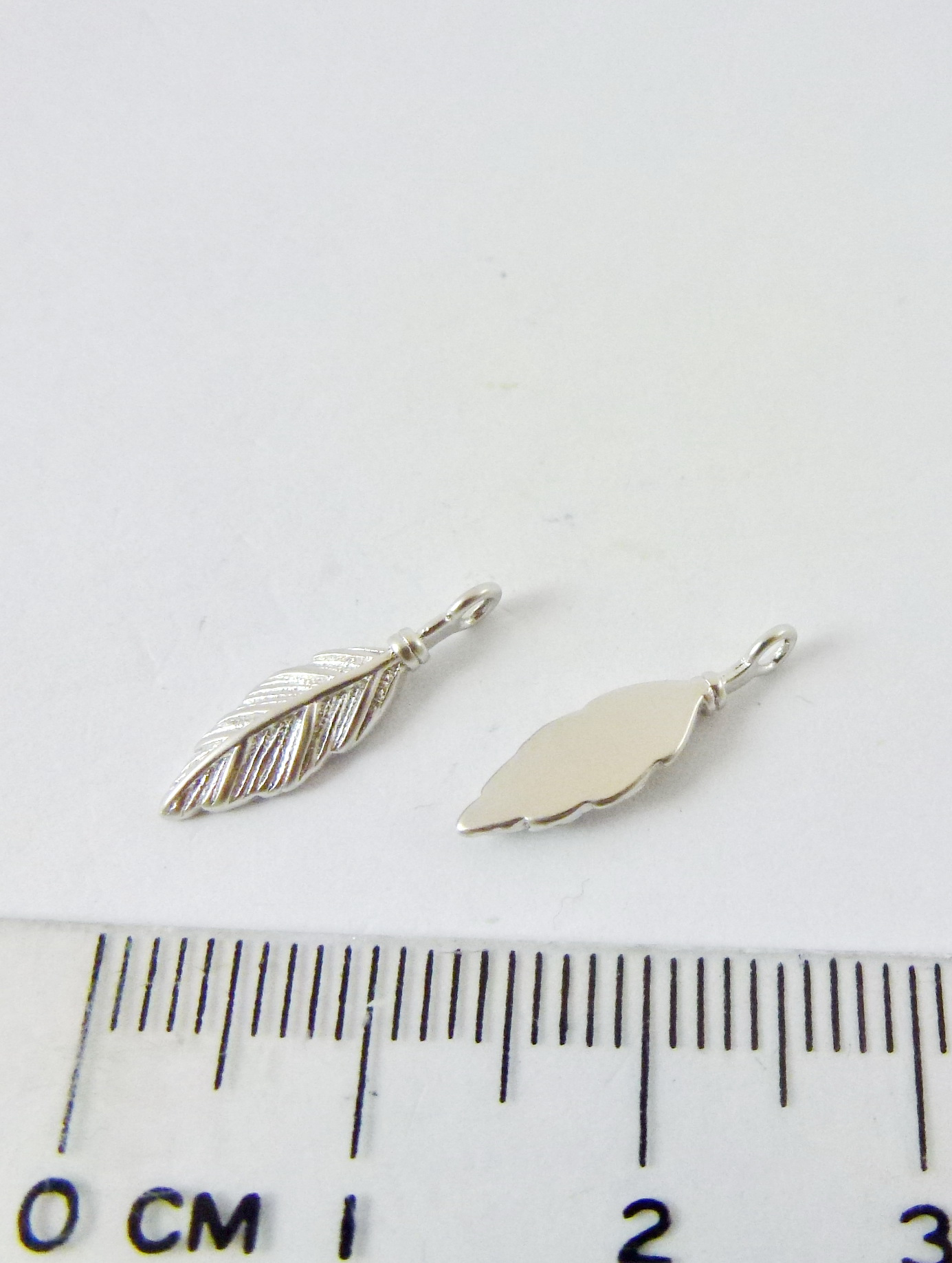 14mm銅鍍霧銀色單孔尖羽葉