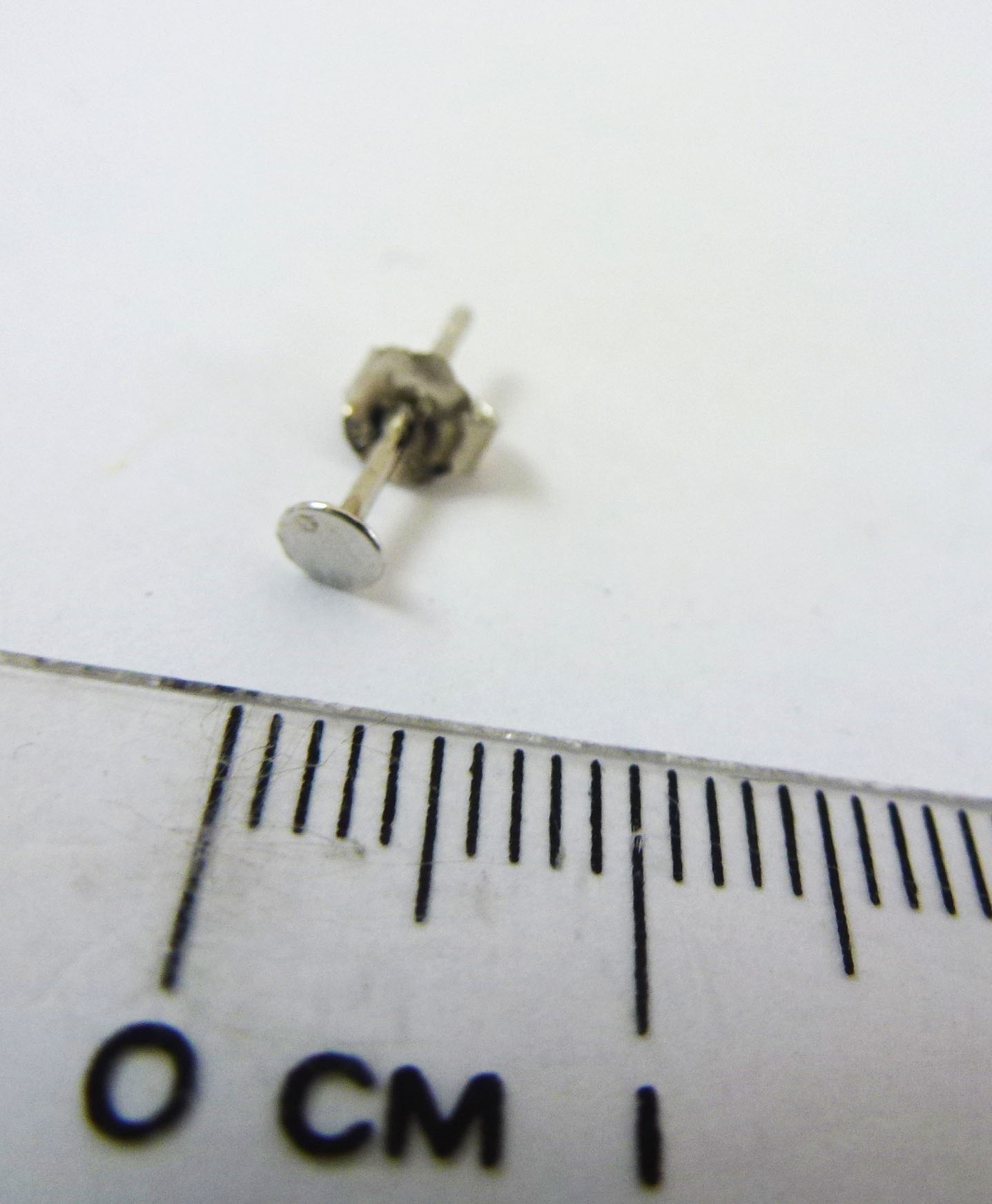 3mm純銀鍍正白K圓平盤耳針