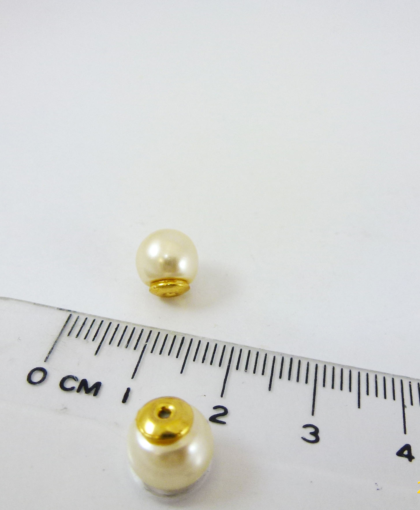 8mm銅鍍金色米黃珍珠耳針後扣