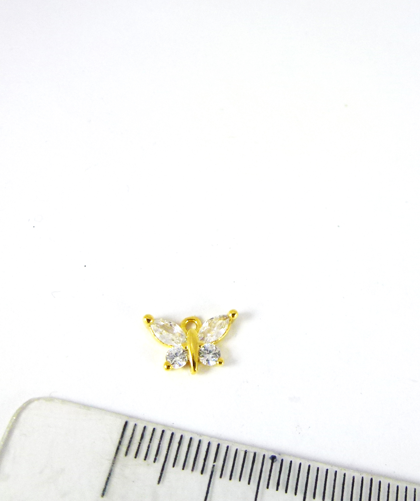 銅鍍金色單孔馬眼鋯石蝴蝶