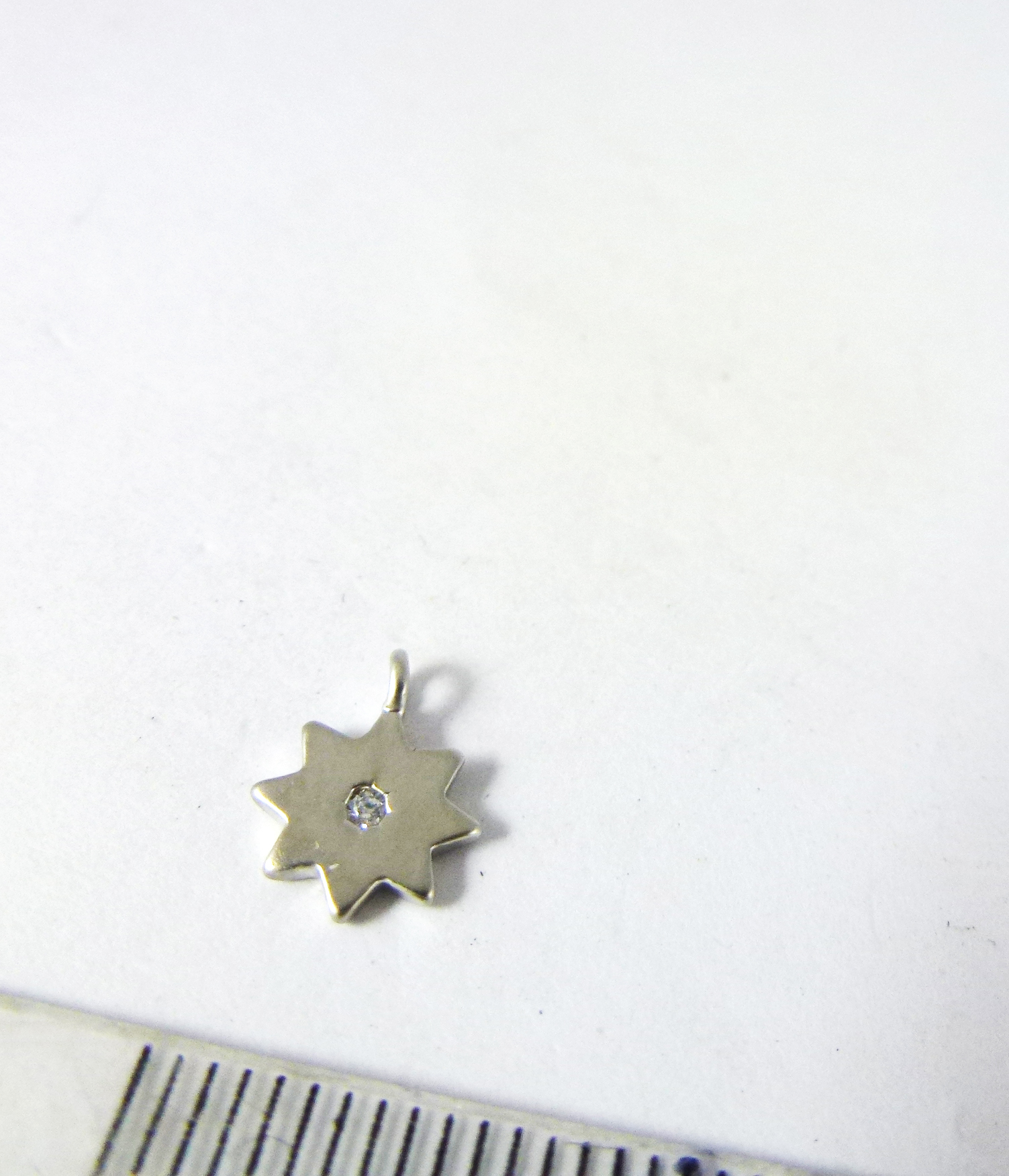 7mm銅鍍霧銀單孔中鑽八角星