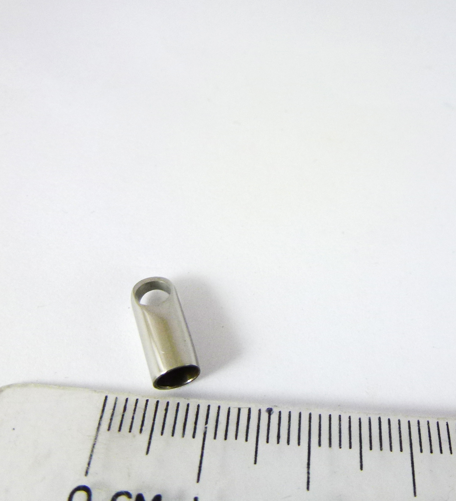 4mm不銹鋼單孔皮繩頭