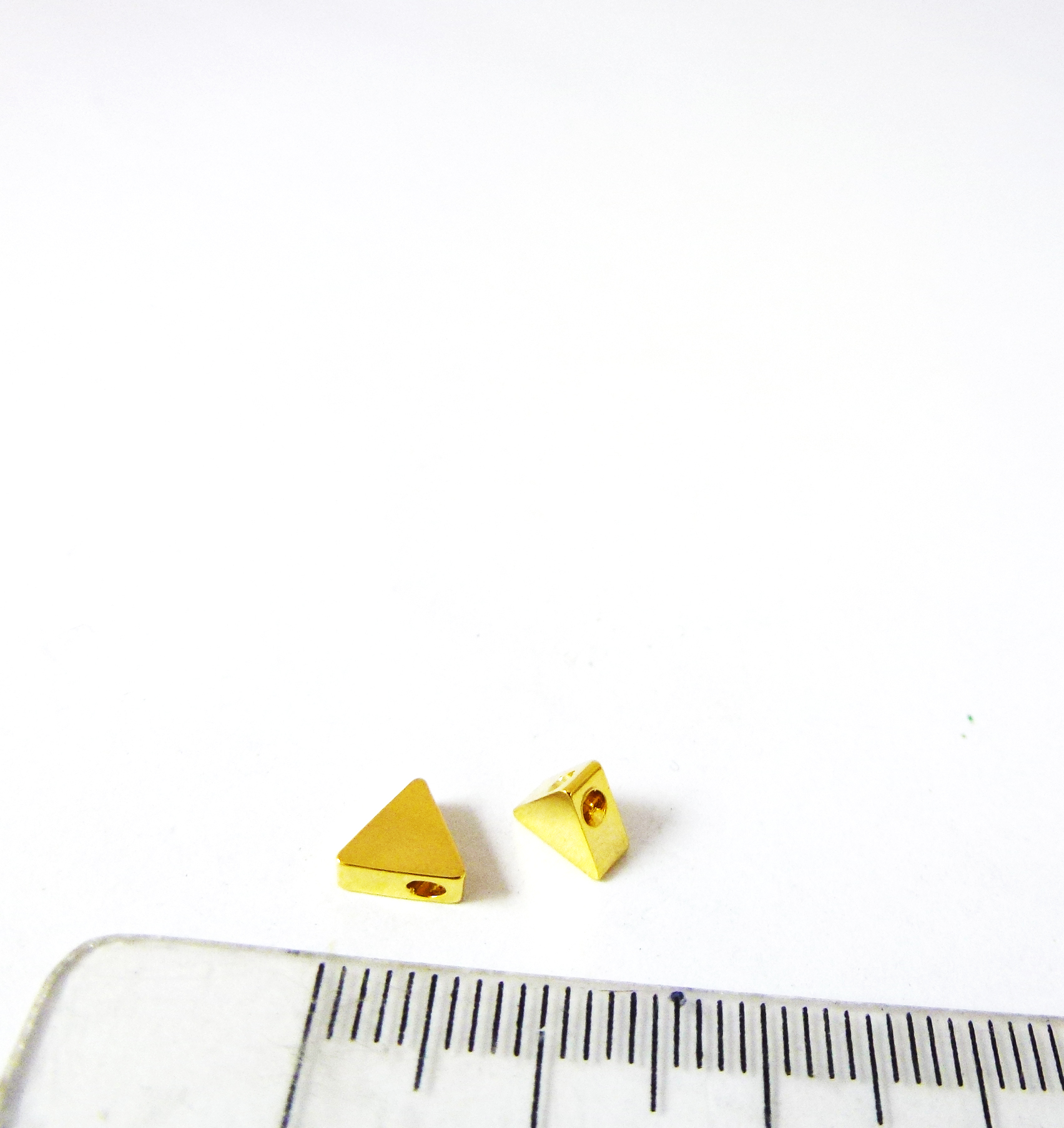 6MM銅鍍金色橫洞正三角形