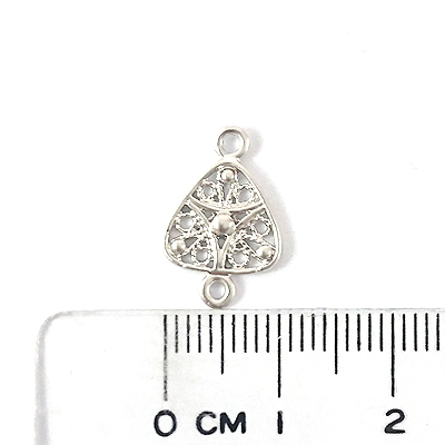 銅鍍霧銀色雙孔圓角鏤空三角形