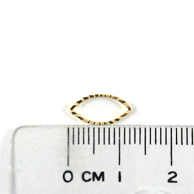 銅鍍金色中空橄欖形雕刻