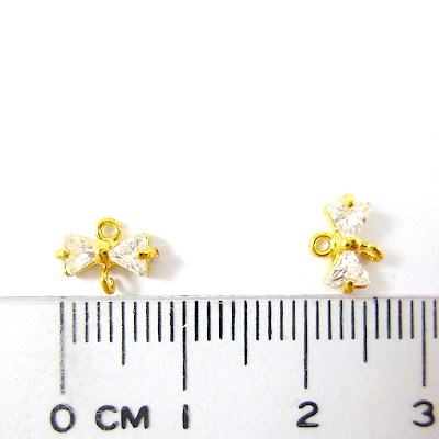 銅鍍金色雙孔蝴蝶結鑲皓石