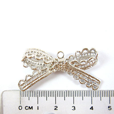 銅鍍霧銀色單孔蕾絲蝴蝶結