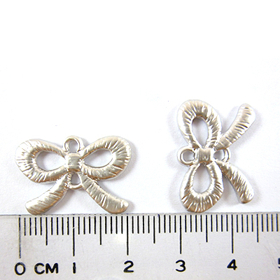 銅鍍霧銀色雙孔蝴蝶結