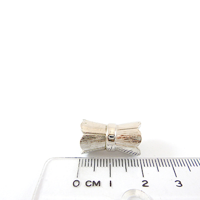 銅鍍正白K色單孔花形扯鈴磁鐵扣