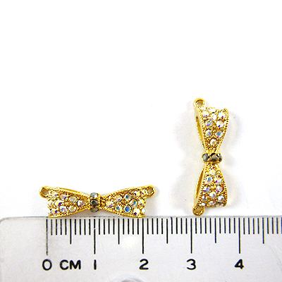 金色雙孔蝴蝶結鑲鑽-白彩