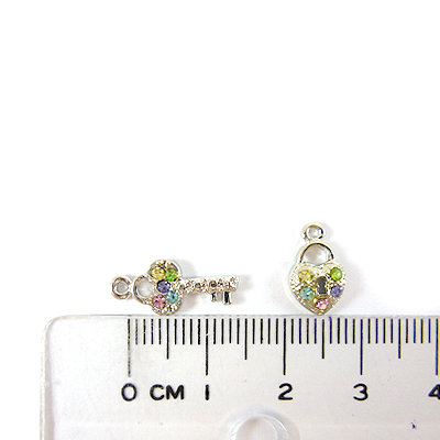 銅鍍正白K色鑲鑽鑰匙心形鎖頭