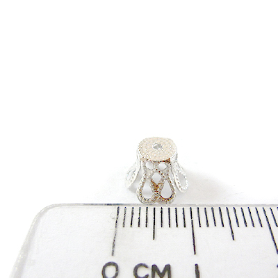 銅鍍正白K色鏤空四葉點紋花帽-8mm