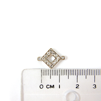 銅鍍正白K色雙孔中空菱形鑲鑽-白色