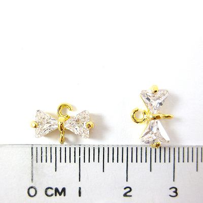 銅鍍金色雙孔蝴蝶結皓石