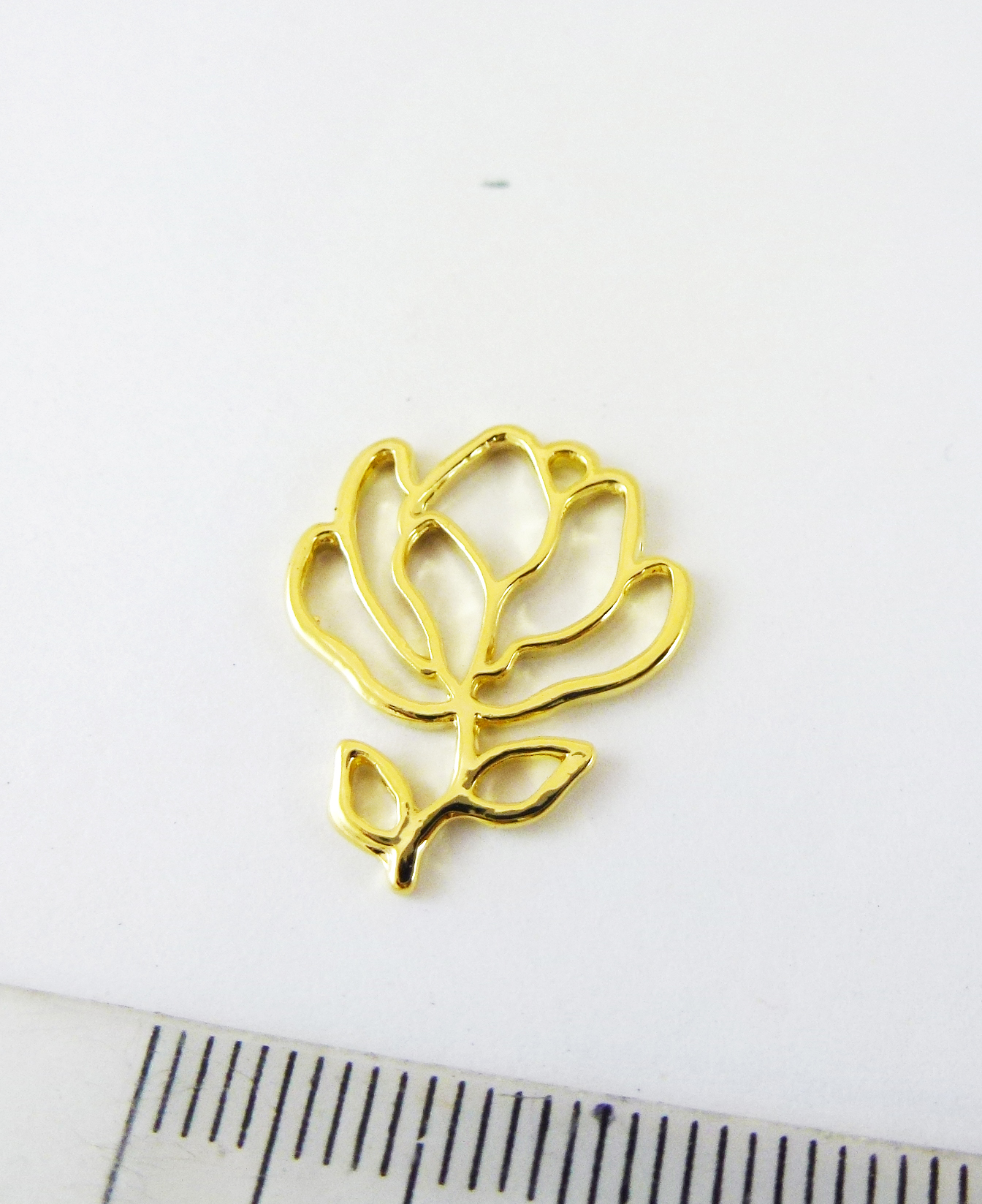 20MM合金鍍金色單孔鏤空玉蘭花