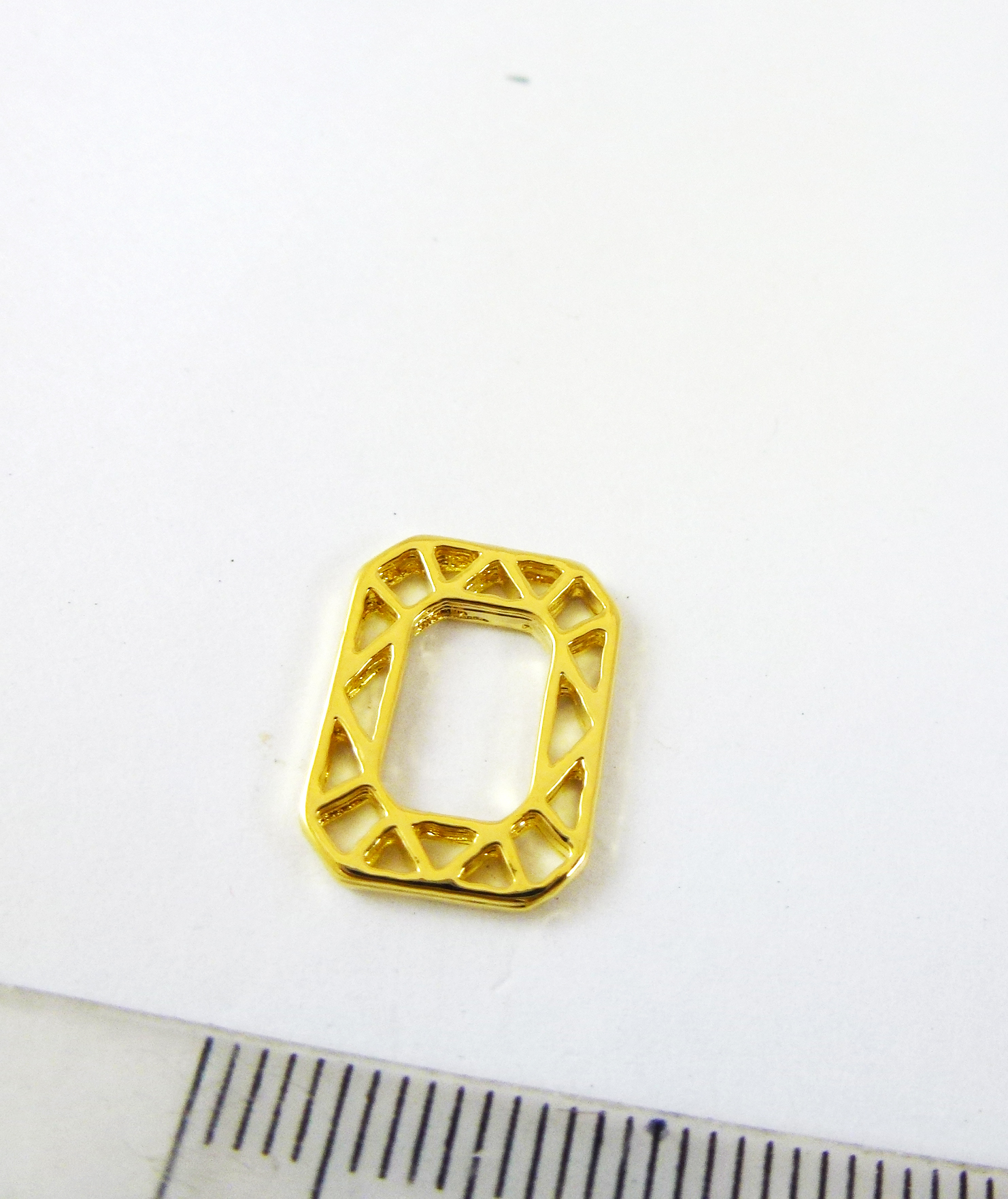 15x11mm合金鍍金邊框鏤空方形