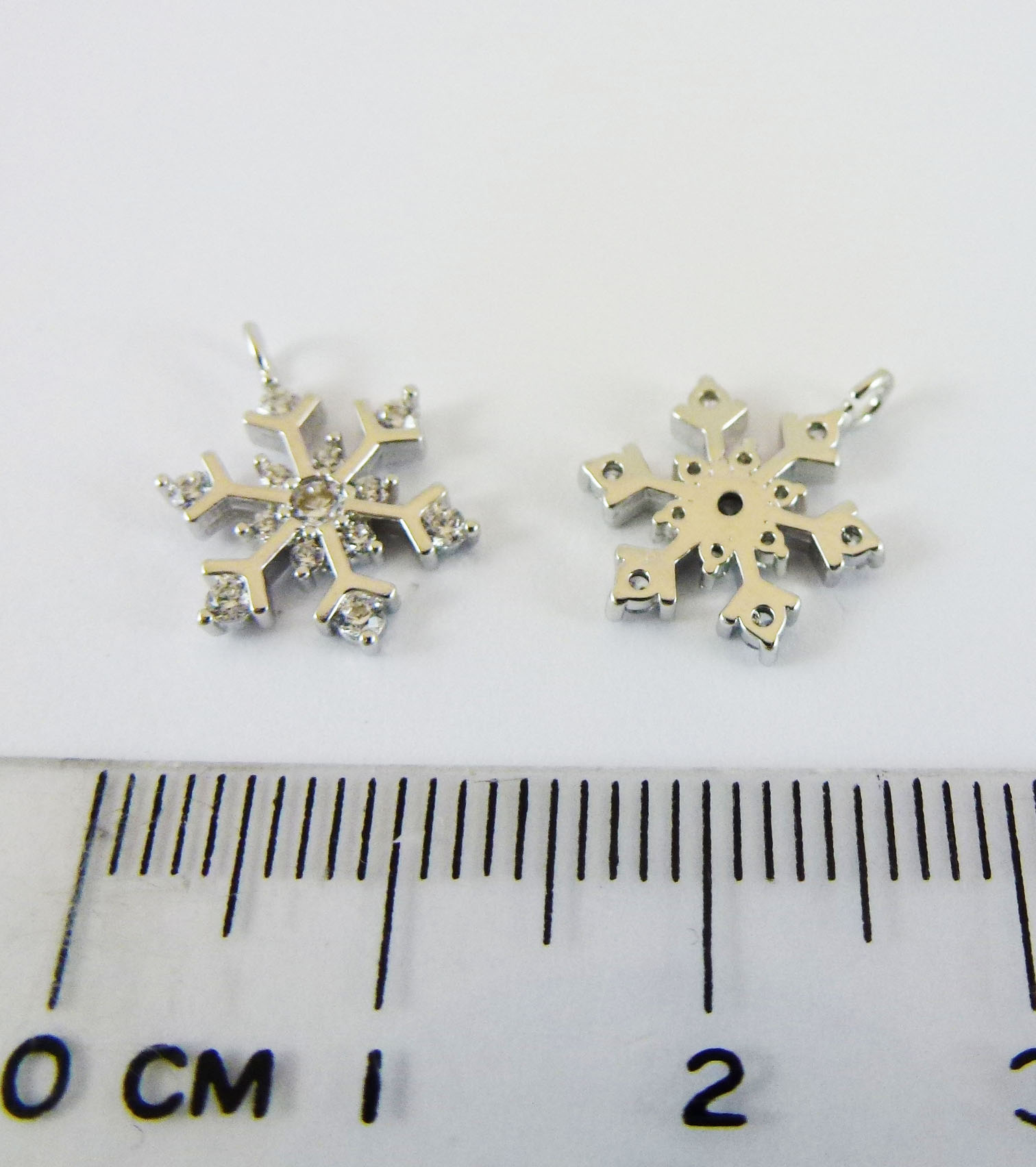 12mm銅鍍正白k單孔鑲鑽雪花