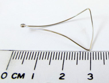 銅鍍正白K色單孔中空三角扭形