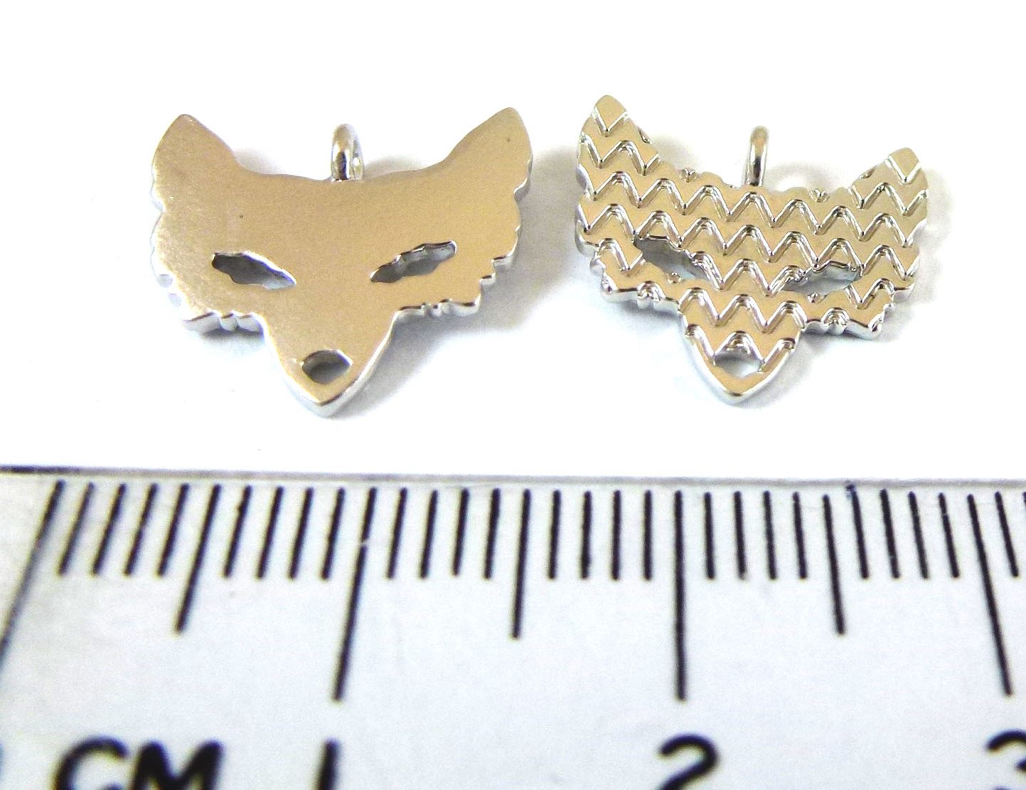 銅鍍霧銀色單孔狐狸