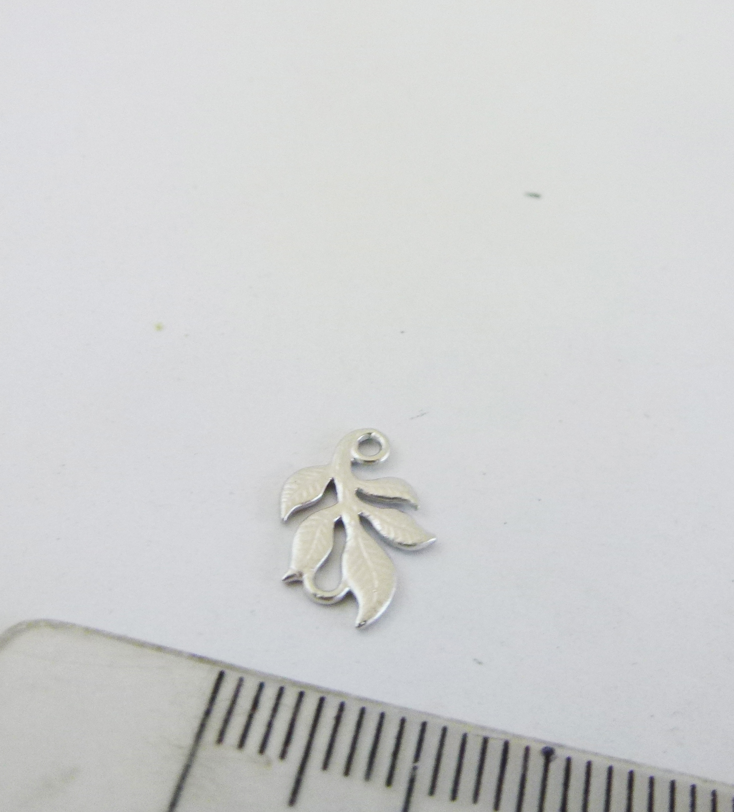10MM銅鍍霧銀雙孔五葉