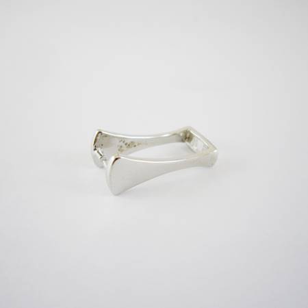 純銀鍍正白K長頸瓶形夾頭