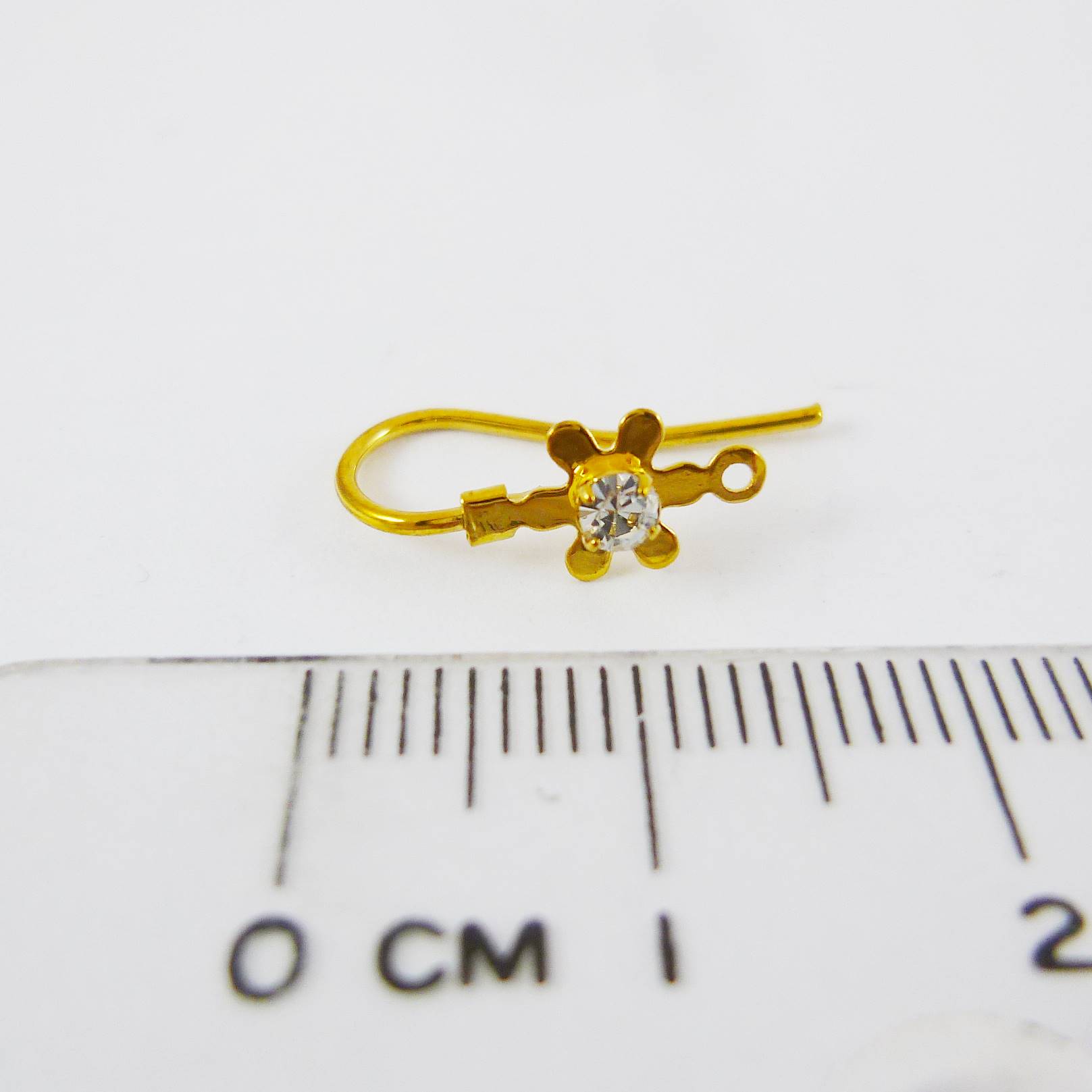 金色外黏式六辦花形鑲鑽耳鉤