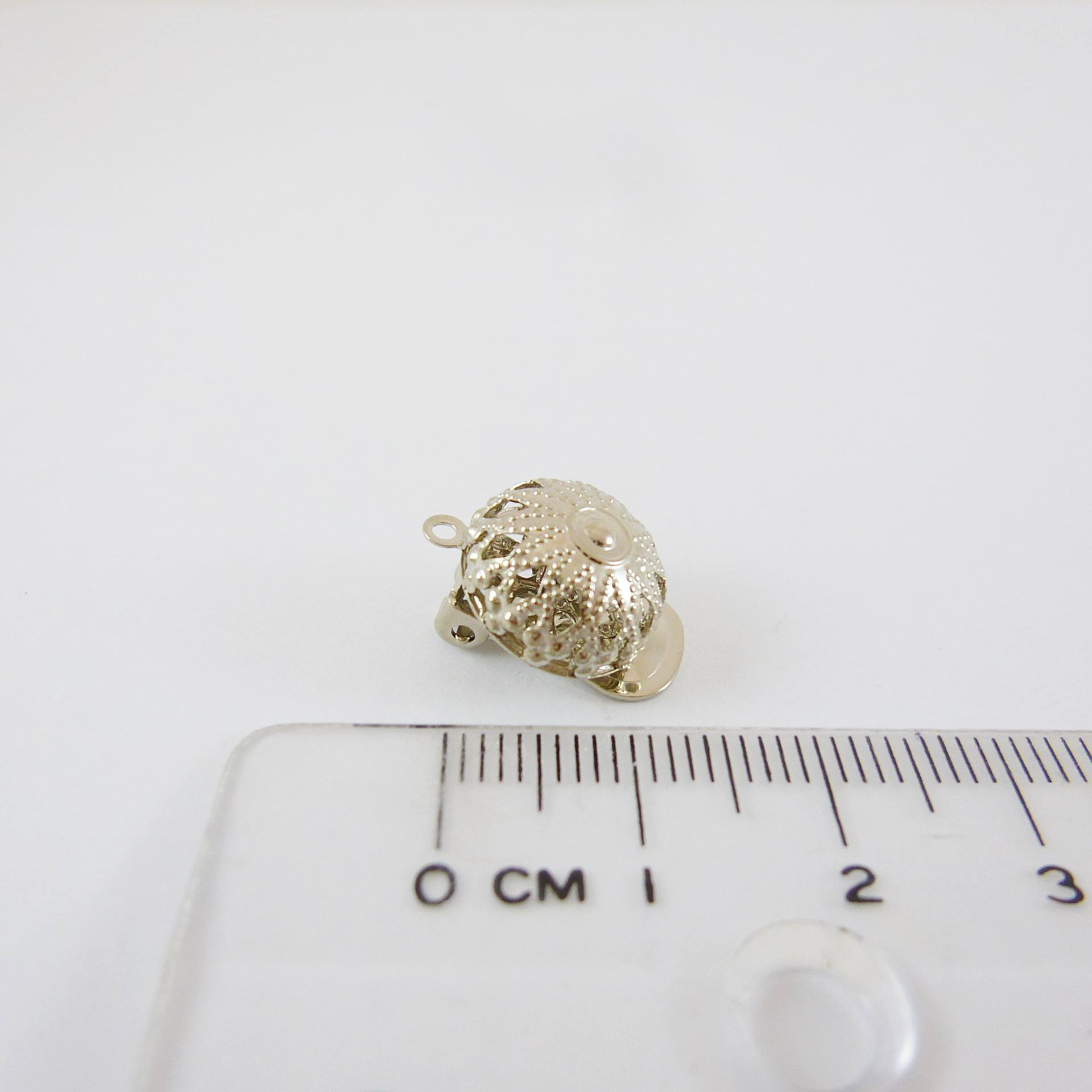 銅鍍正白K色鏤空半圓形耳夾