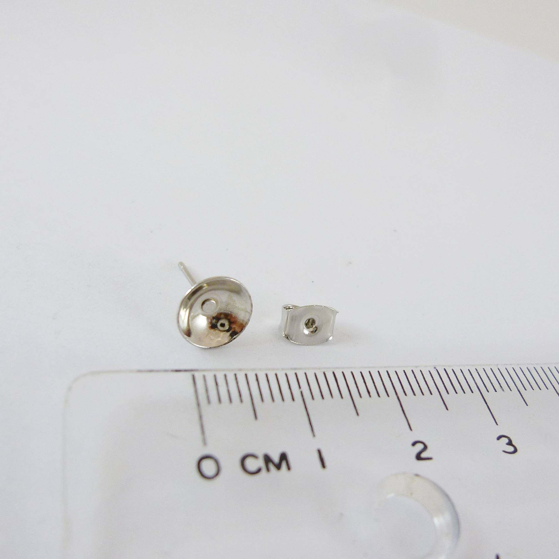 銅鍍正白K色圓凹盤耳針-8mm