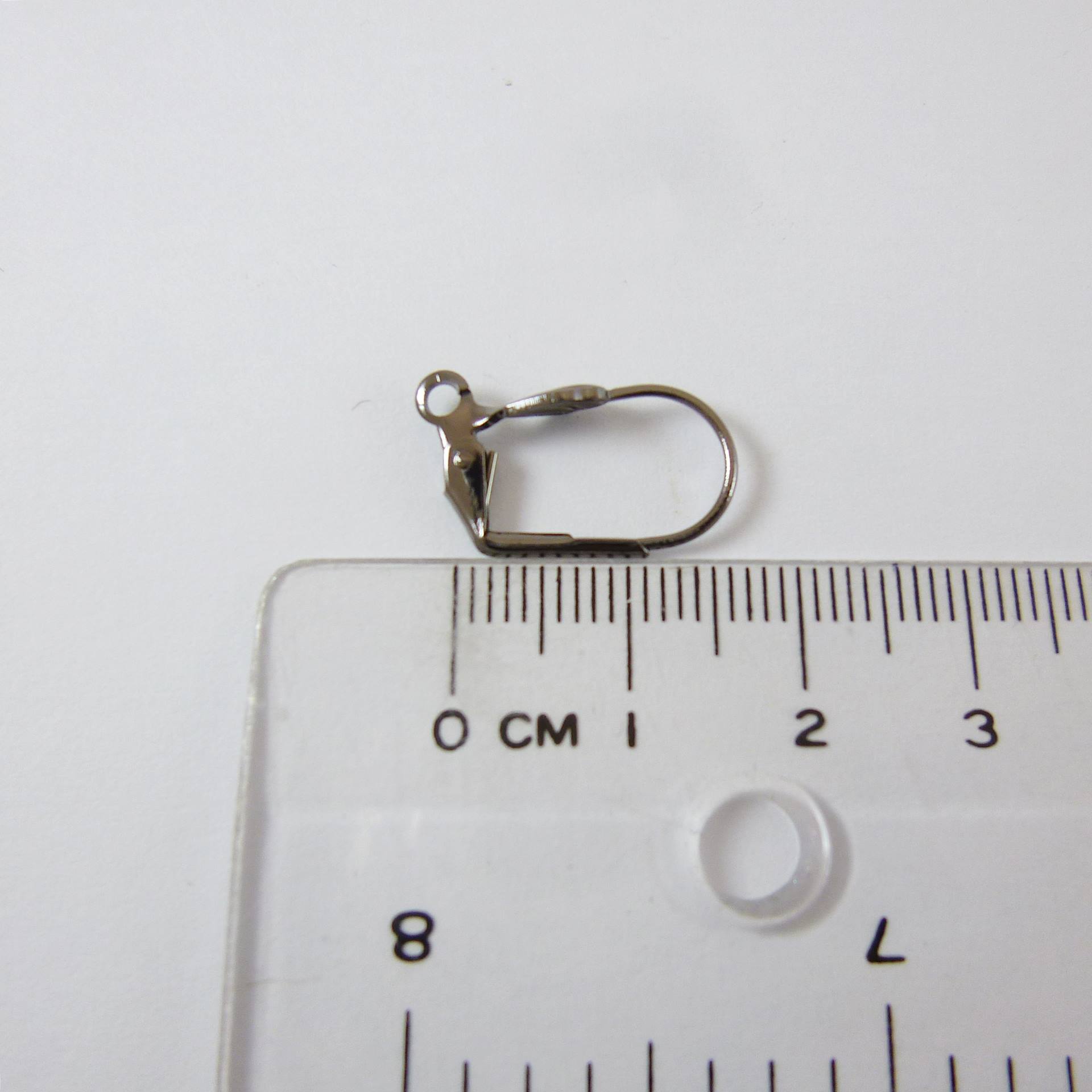 銅鍍黑金色貝殼耳環