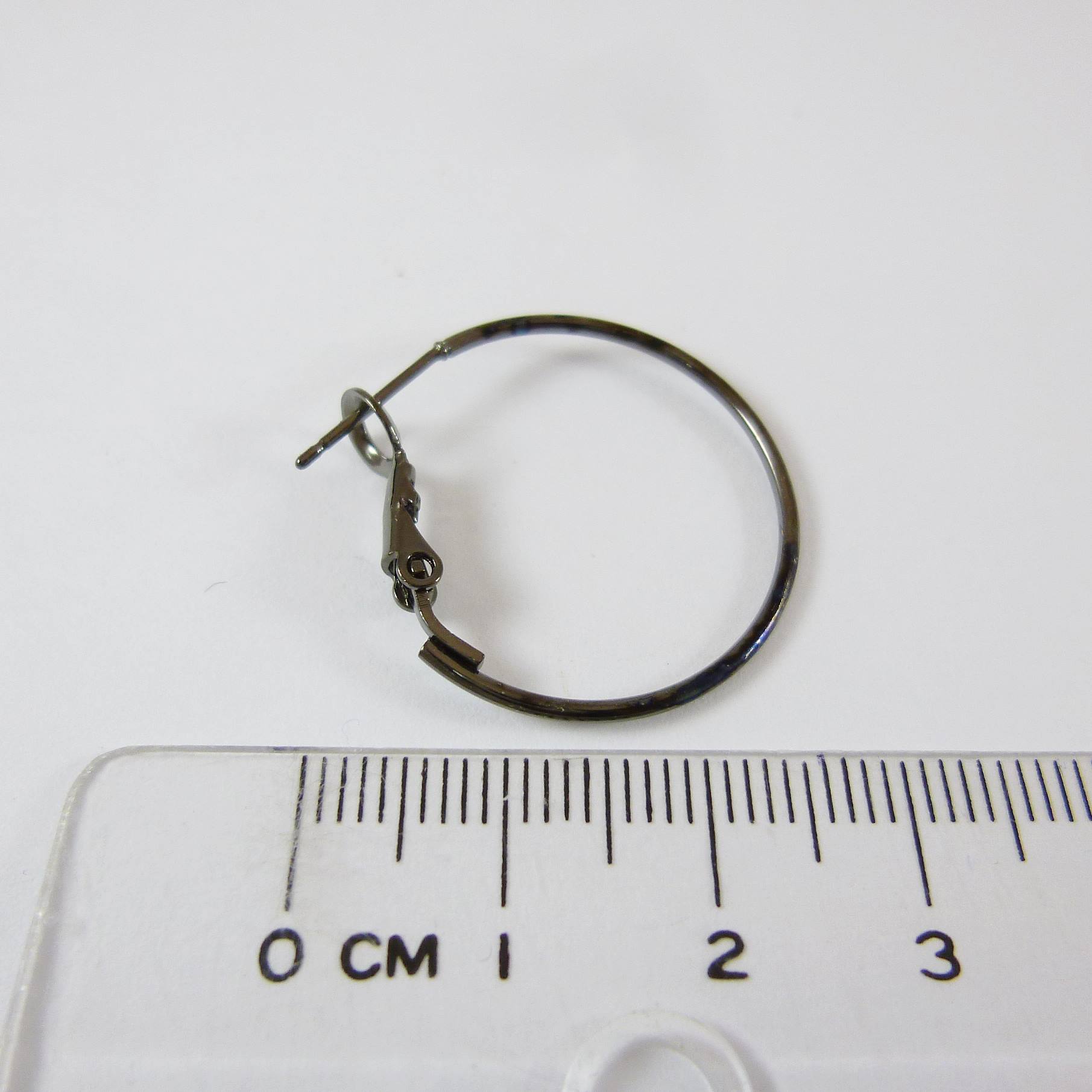 黑金色圓形耳環-25mm