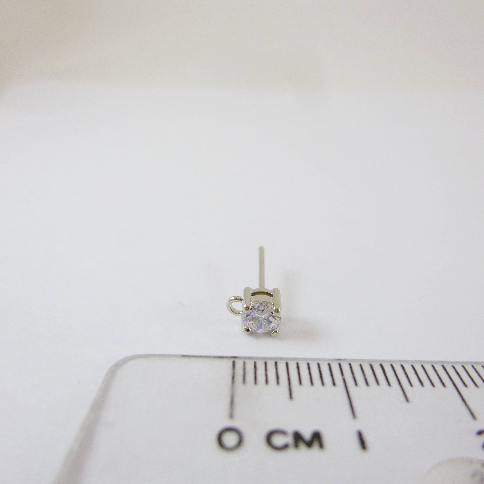 銅鍍正白K色單鑽不鏽鋼耳針-4mm