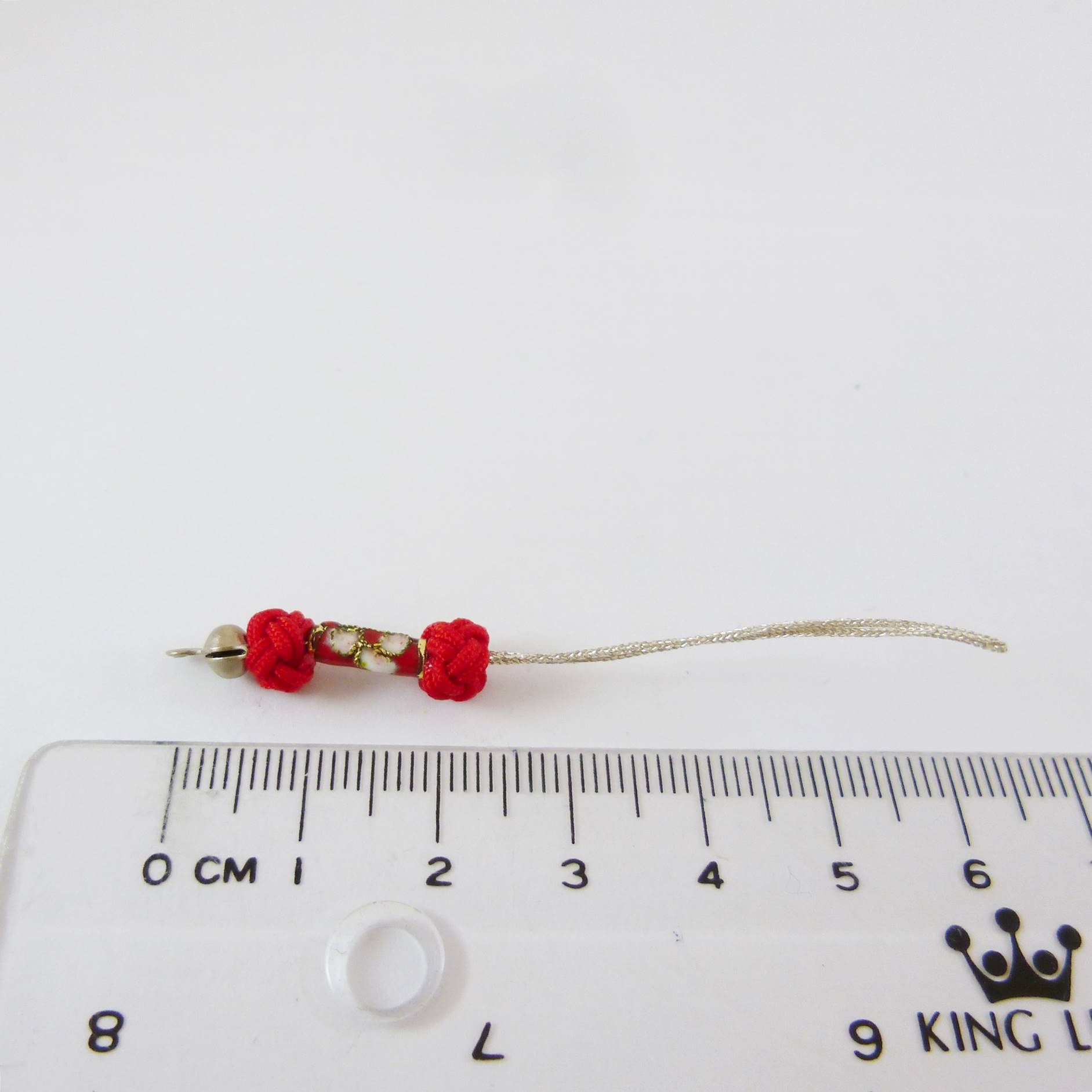 正白K色雙鈕扣結吊繩-銀線紅色