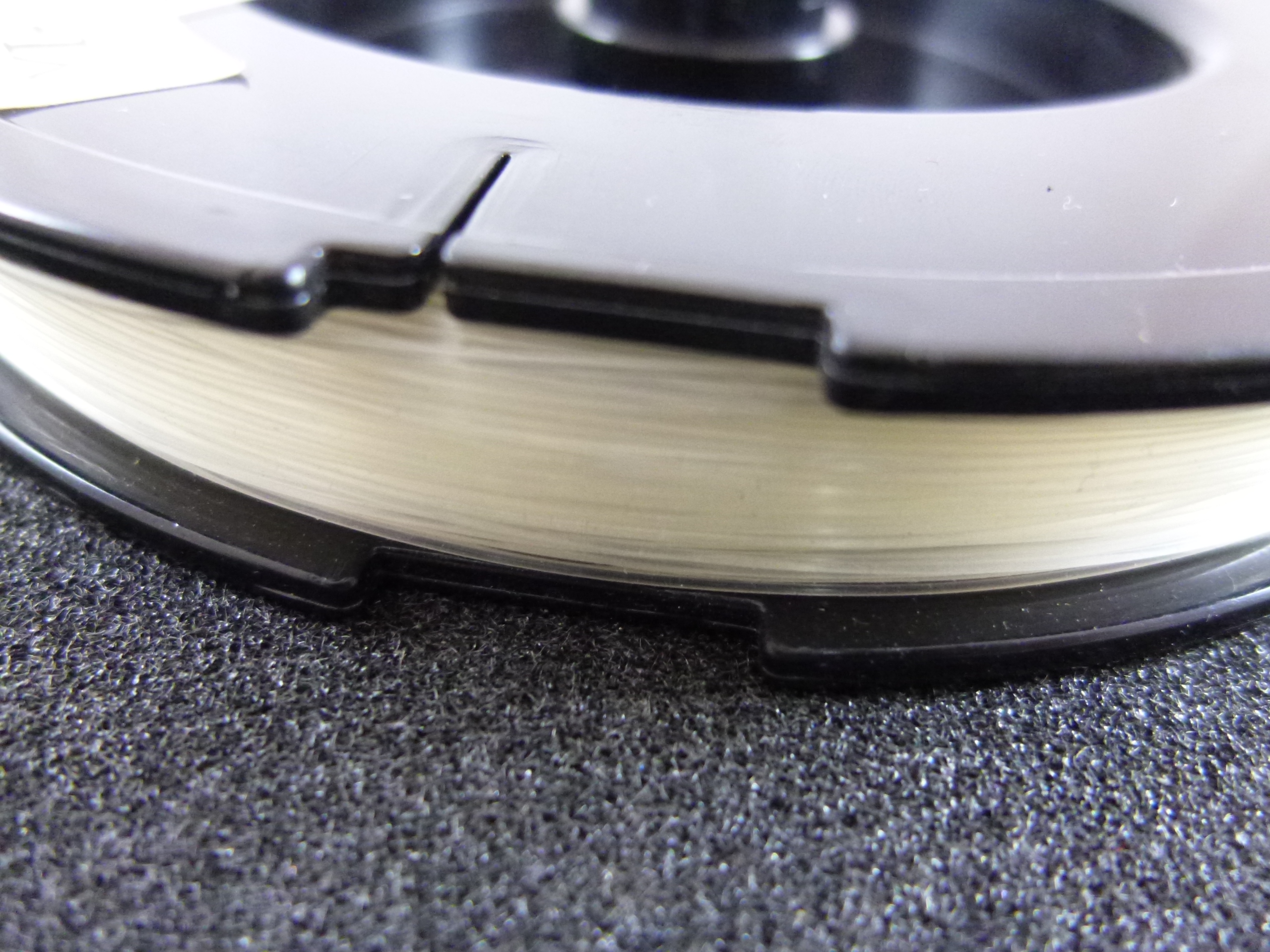 0.4mm黑色圓軸透明魚線