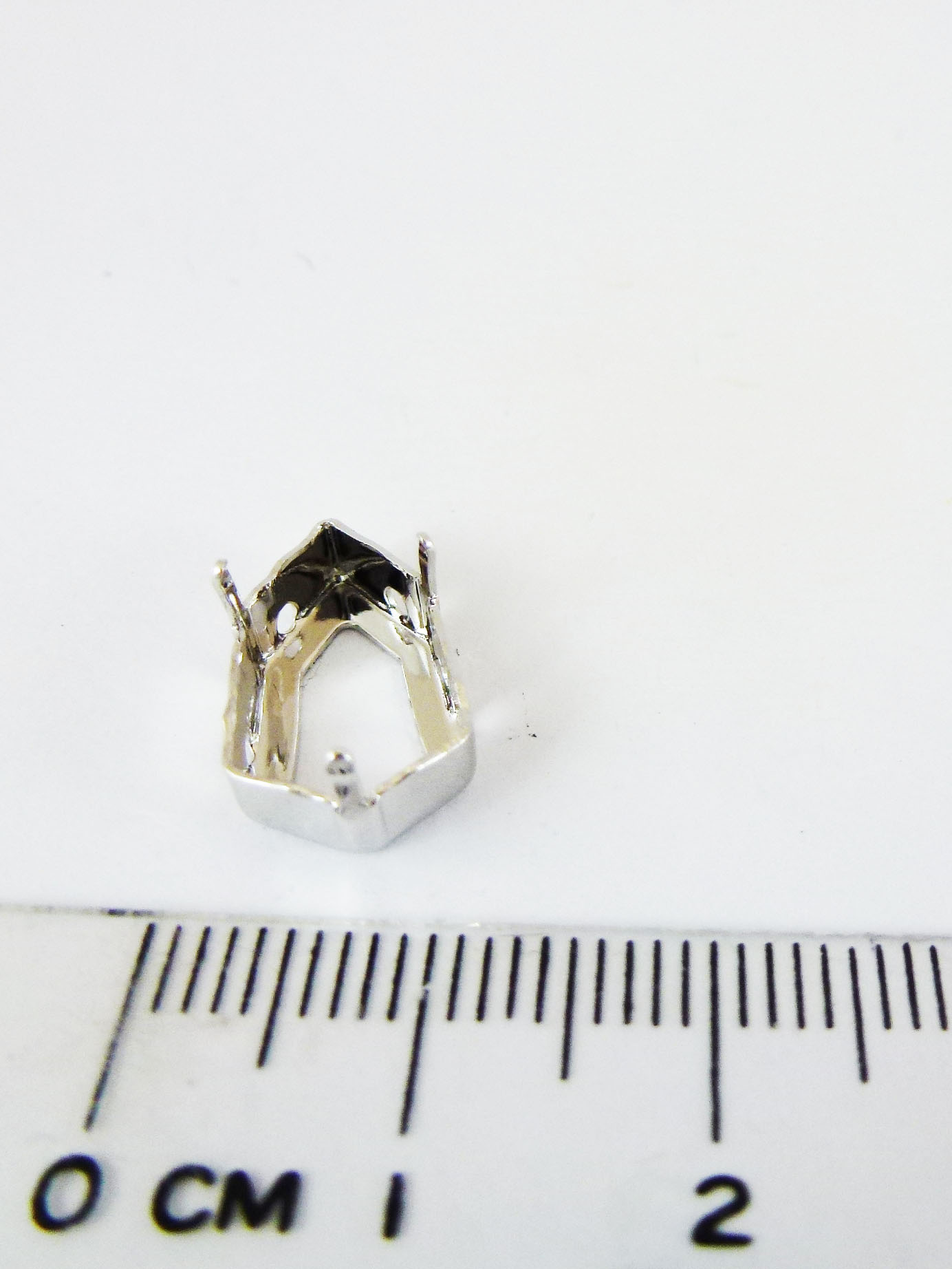 13.6X8.6mm銅鍍正白K修長閃亮三角座台
