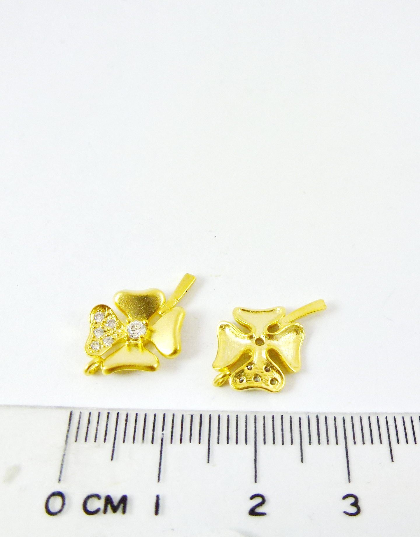 銅鍍霧金色單孔鑲鑽幸運草