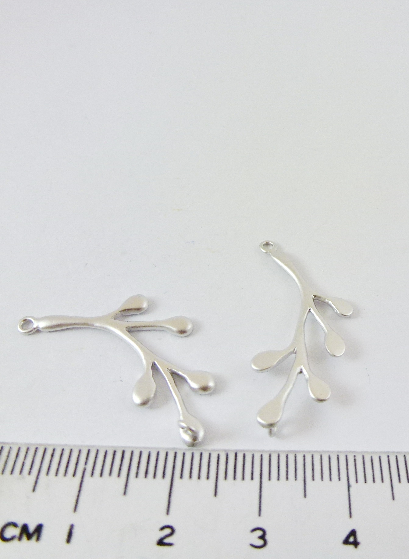 30mm銅鍍霧銀色雙孔圓葉