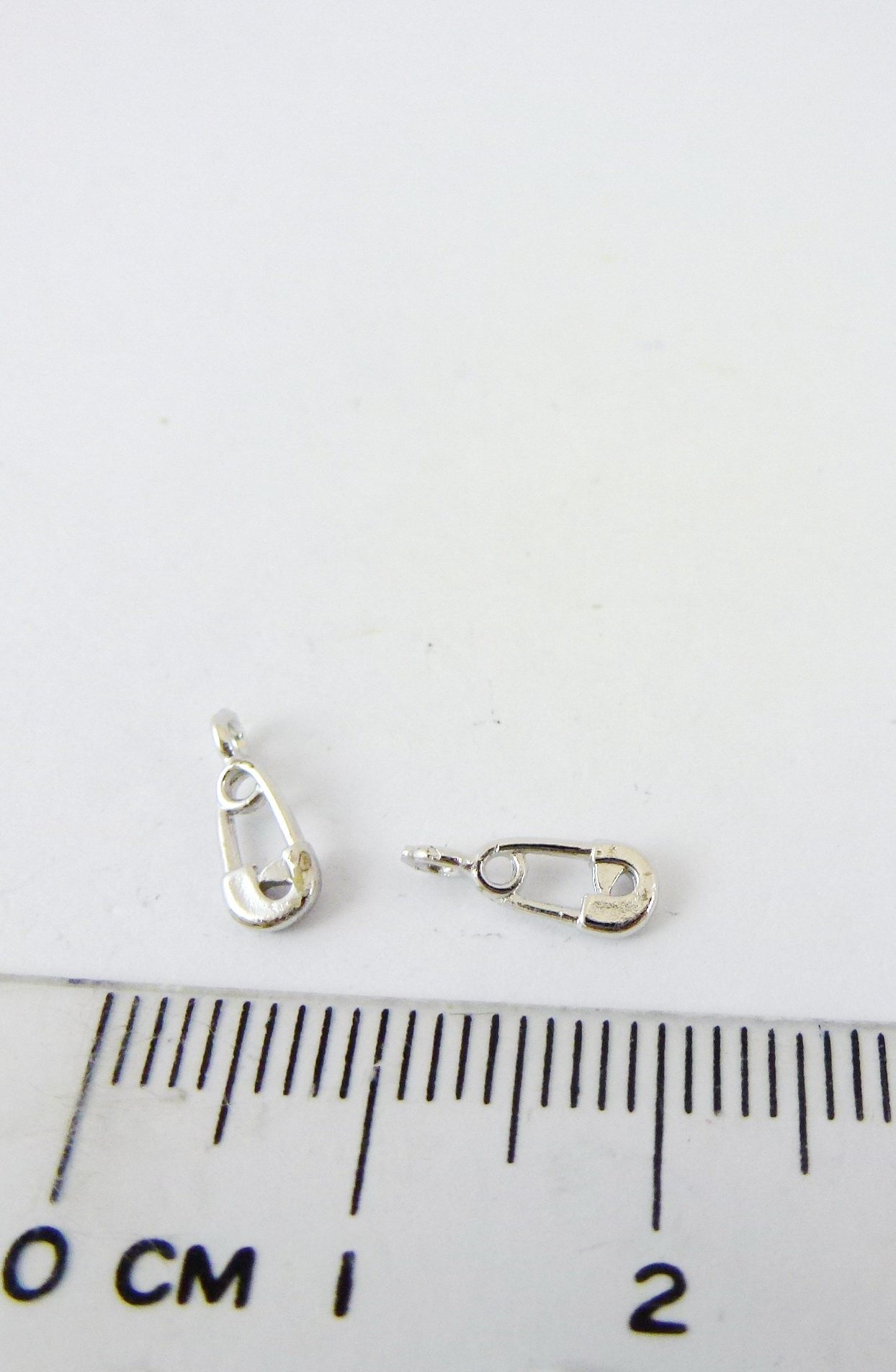 7mm銅鍍正白K單孔別針