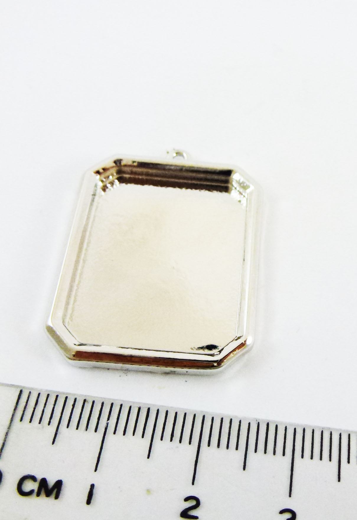 銅鍍正白K色墜子座台-29X24MM八邊長方形