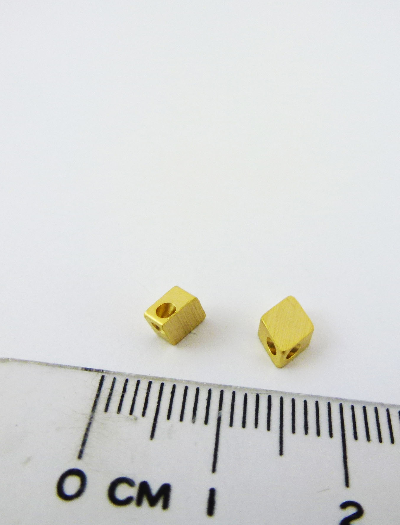 7MM銅鍍霧金橫洞菱形