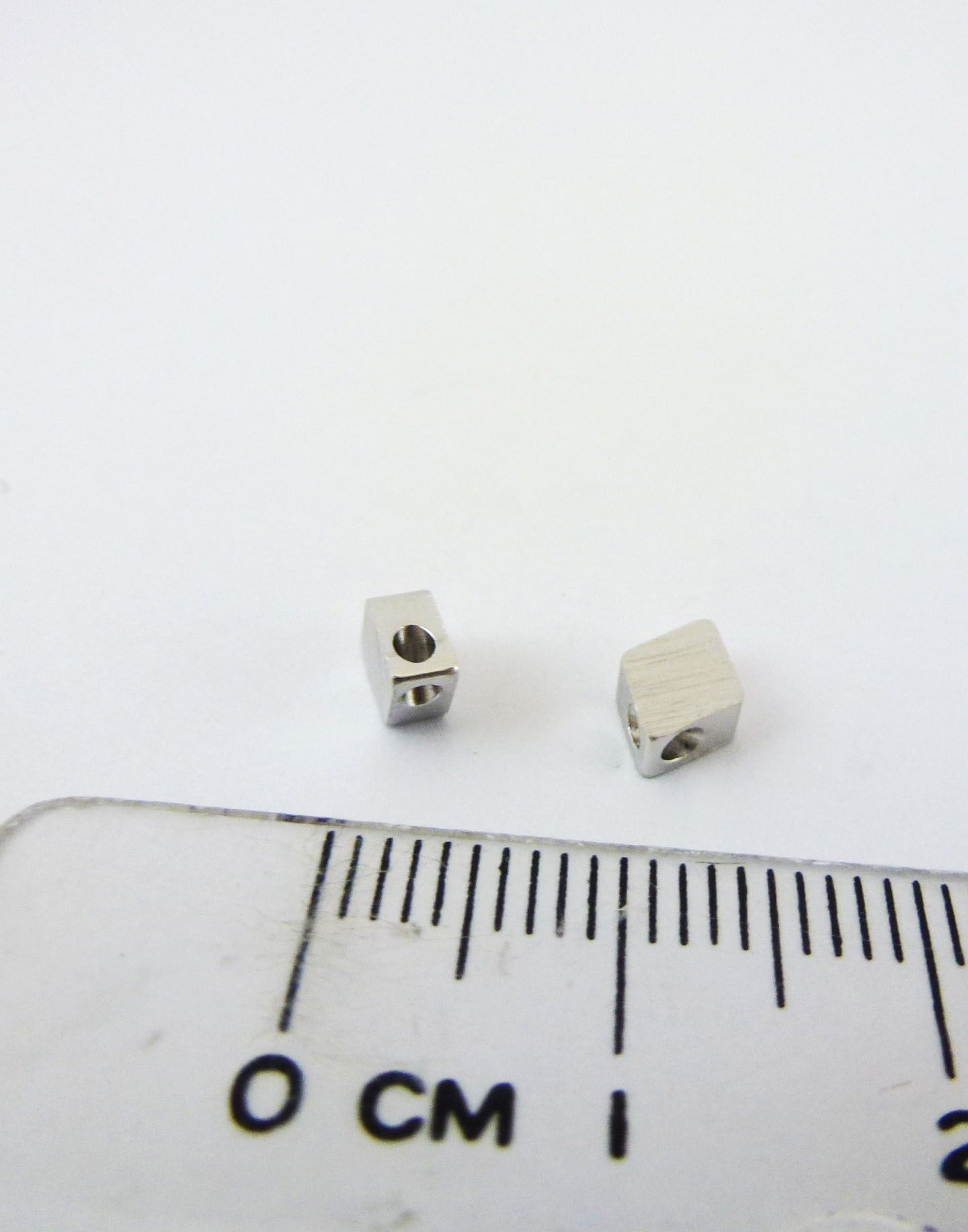 7MM銅鍍霧銀橫洞菱形