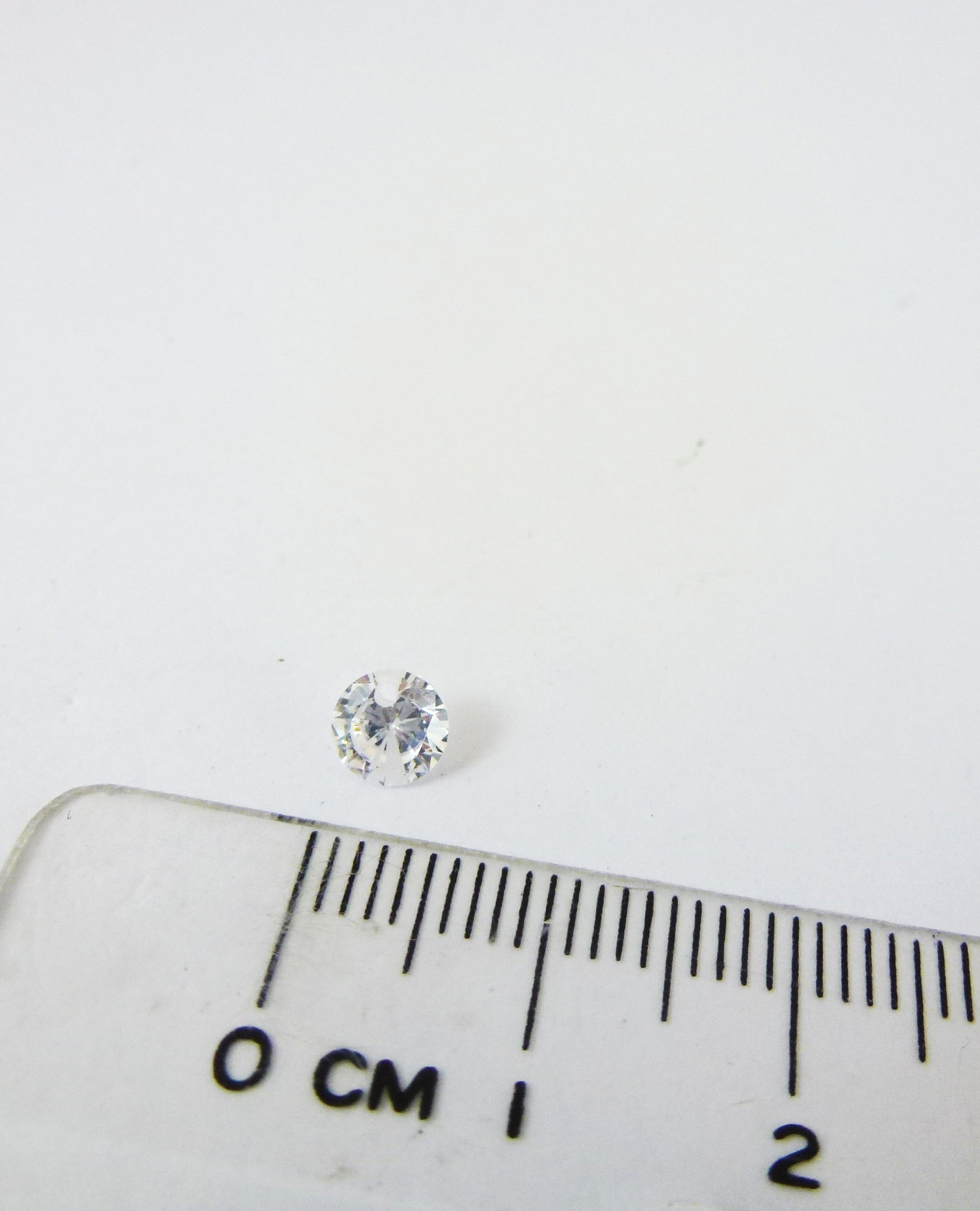 5mm圓形邊洞鋯石尖底鑽