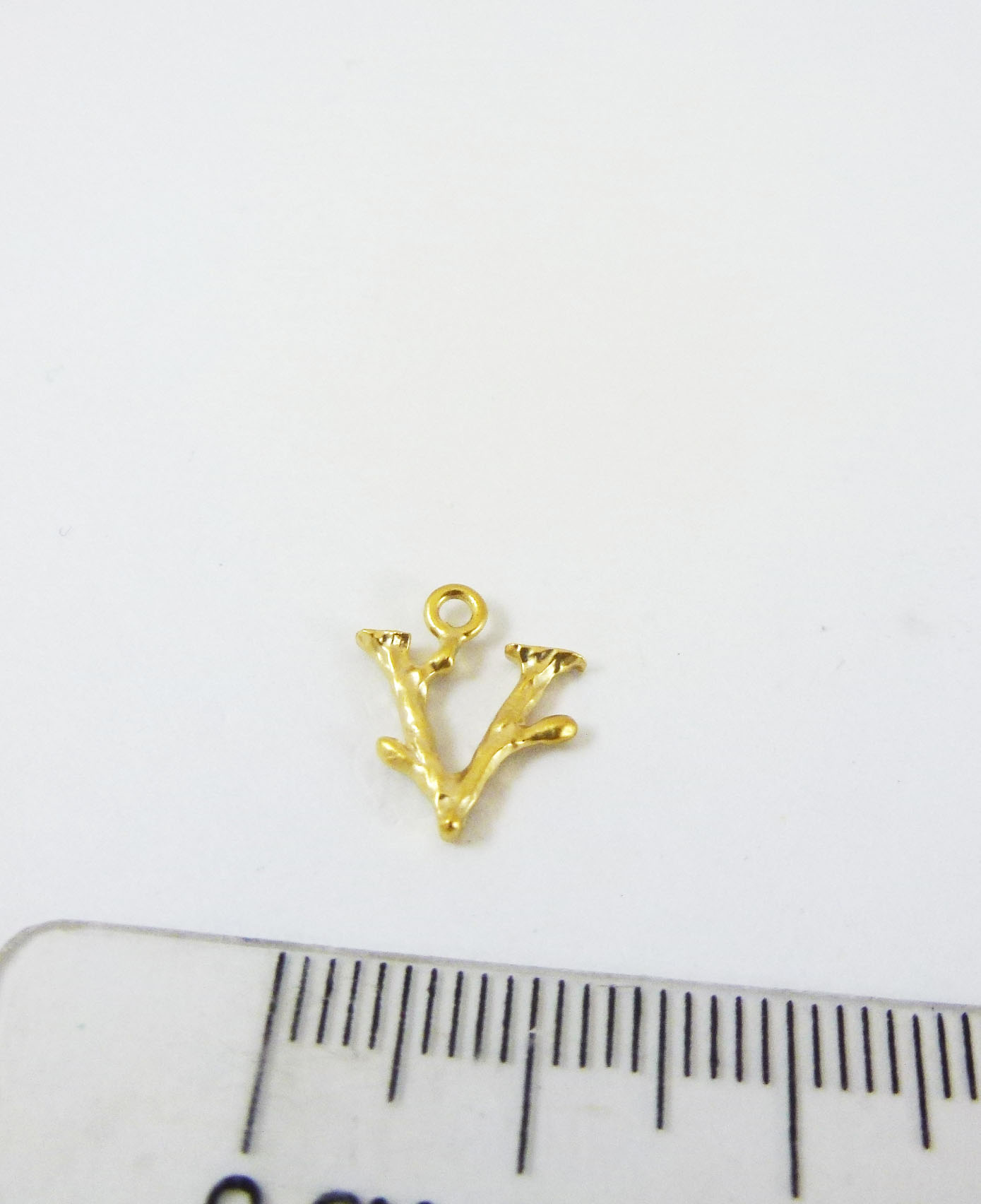 銅鍍霧金單孔英文字母V