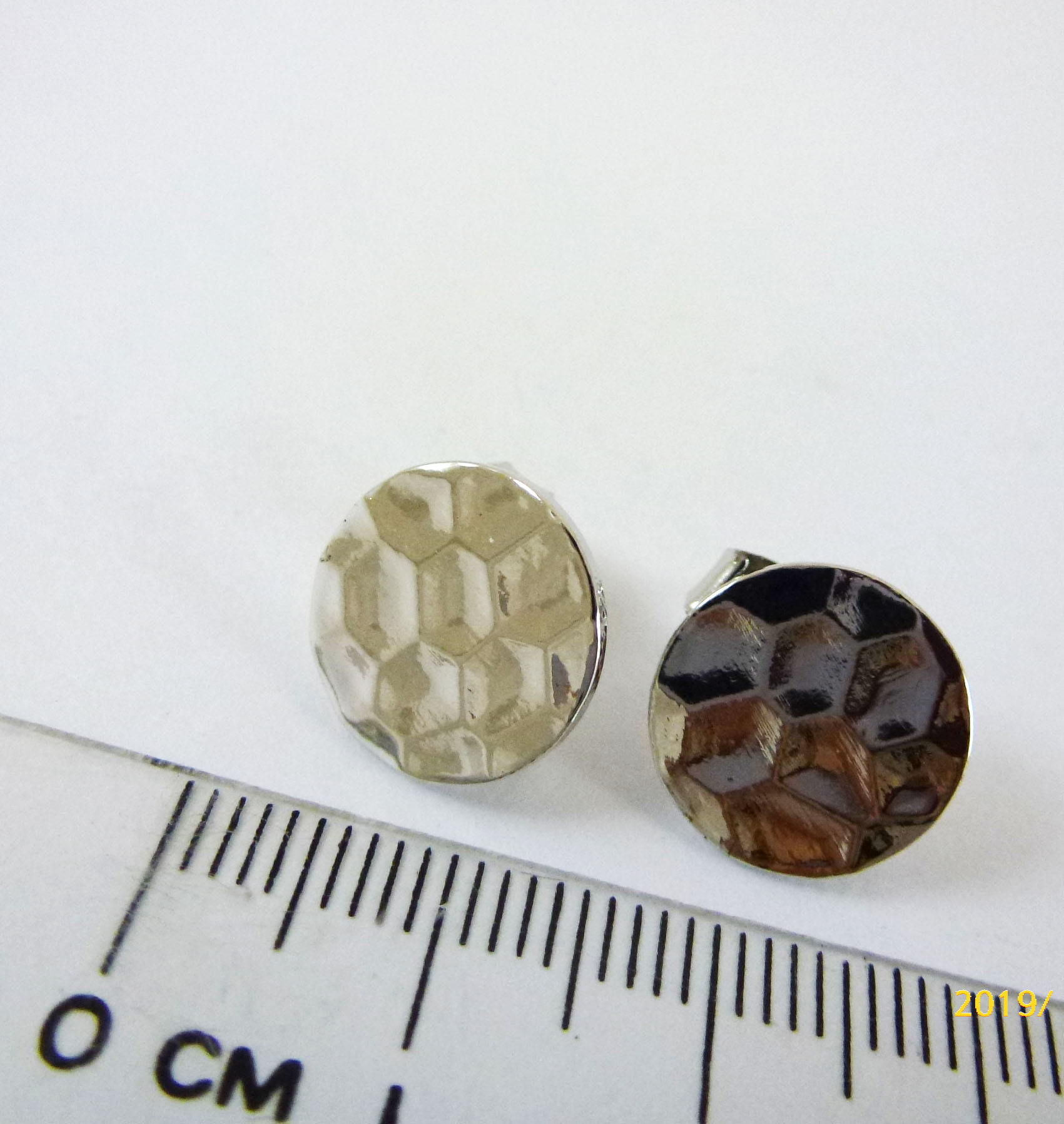 12mm銅鍍正白K圓形蜂巢紋不銹鋼耳針