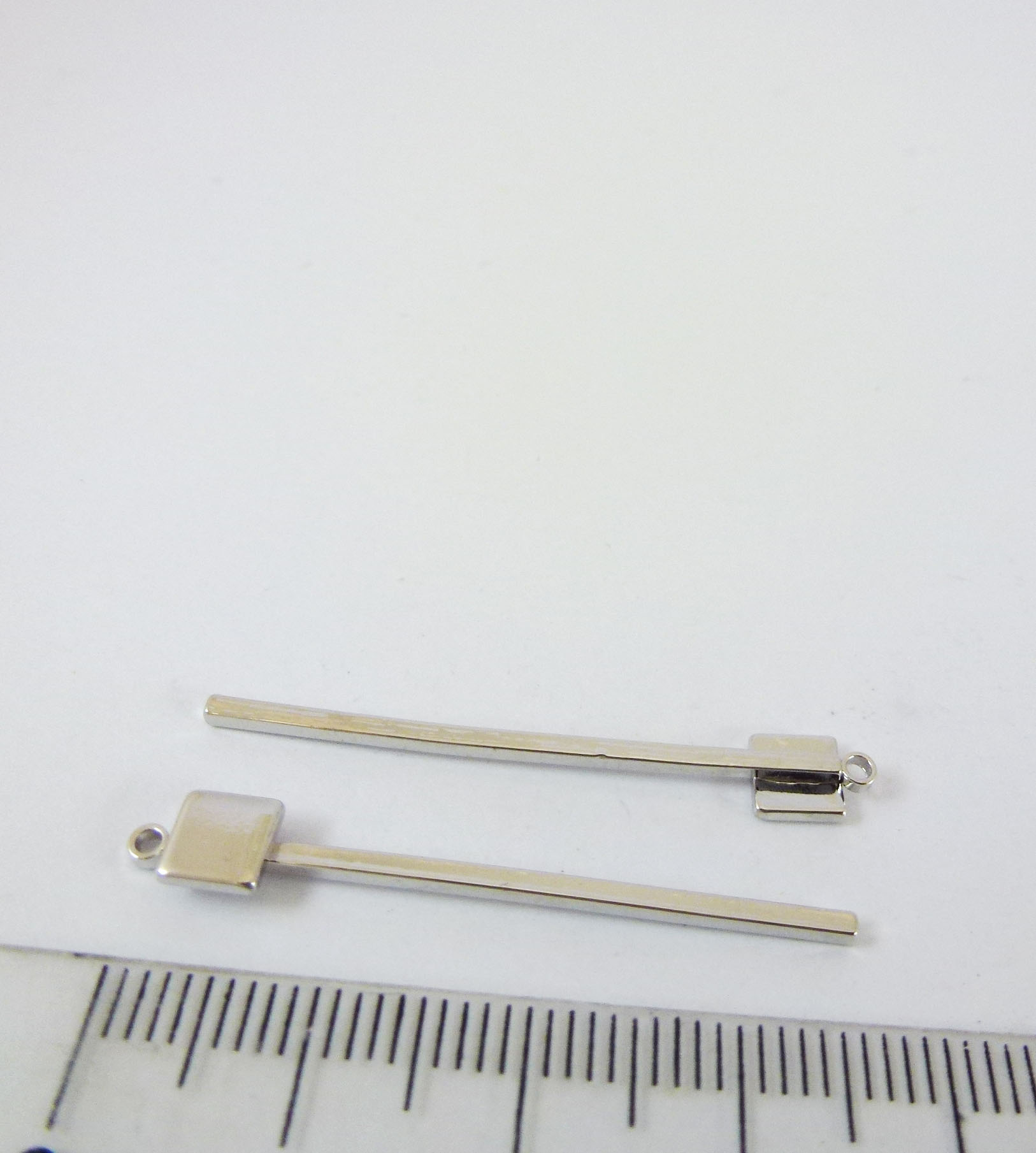 35MM銅鍍正白K單孔柱狀正方形