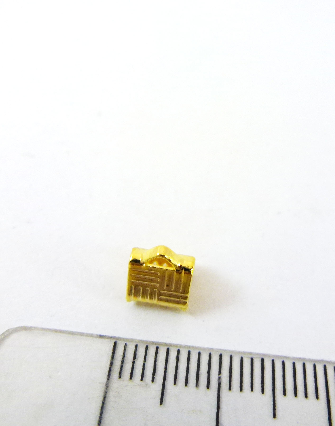 銅鍍金色條紋扁繩夾山-6mm