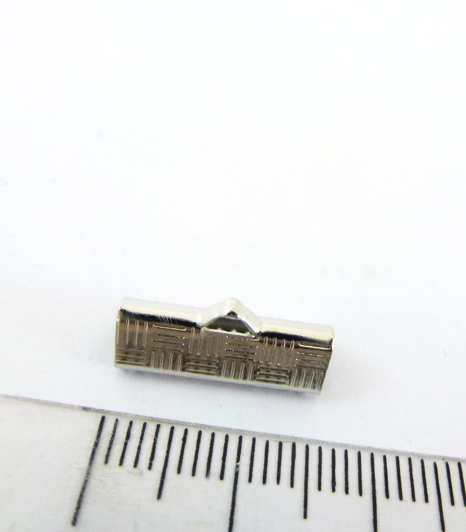 銅鍍正白K色條紋扁繩夾山-16mm